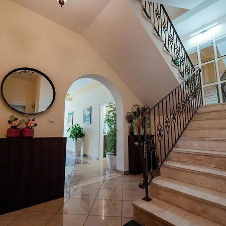 بيت ضيافة Diana 3*