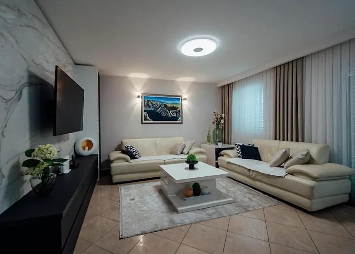 Guest house Diana 3*